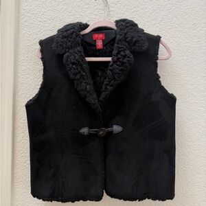 Valerie Stevens Black Faux Fur Vest